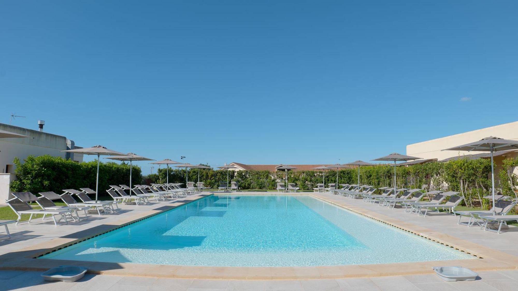 Delle Rose, Hotel & Horse Riding Торре-Вадо Екстер'єр фото